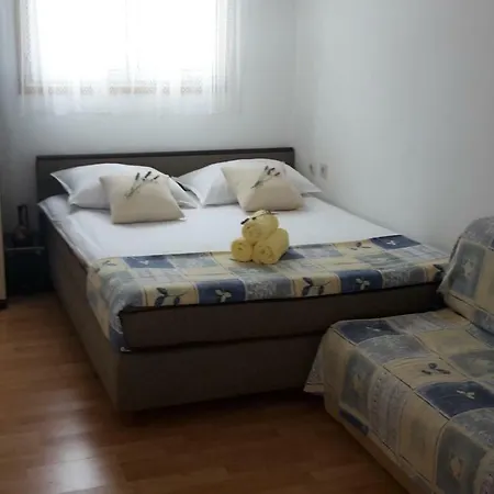 Apartment Rosi *