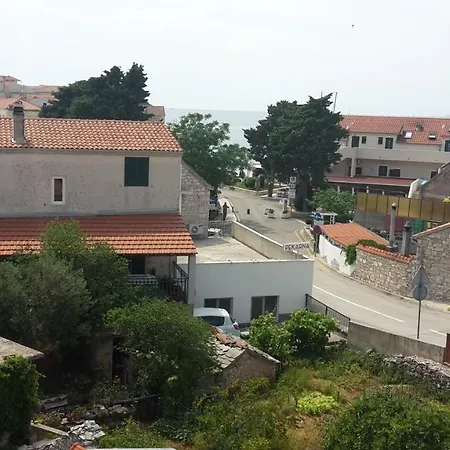 Apartment Rosi Primosten